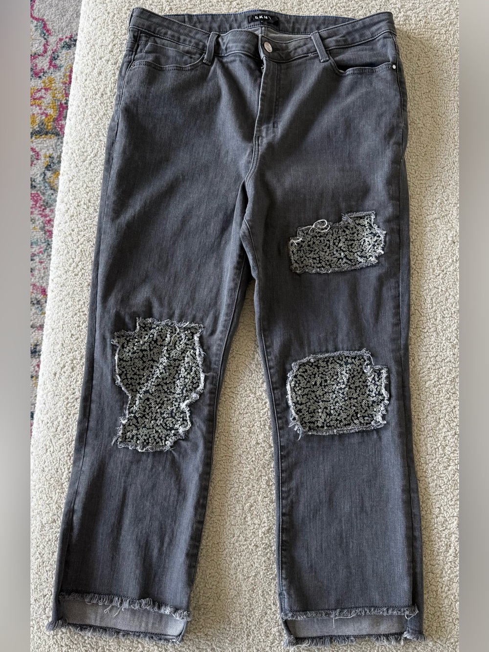 DKNY Women's Charcoal Gray Straight-Leg Jeans with Distressed Patchwork
